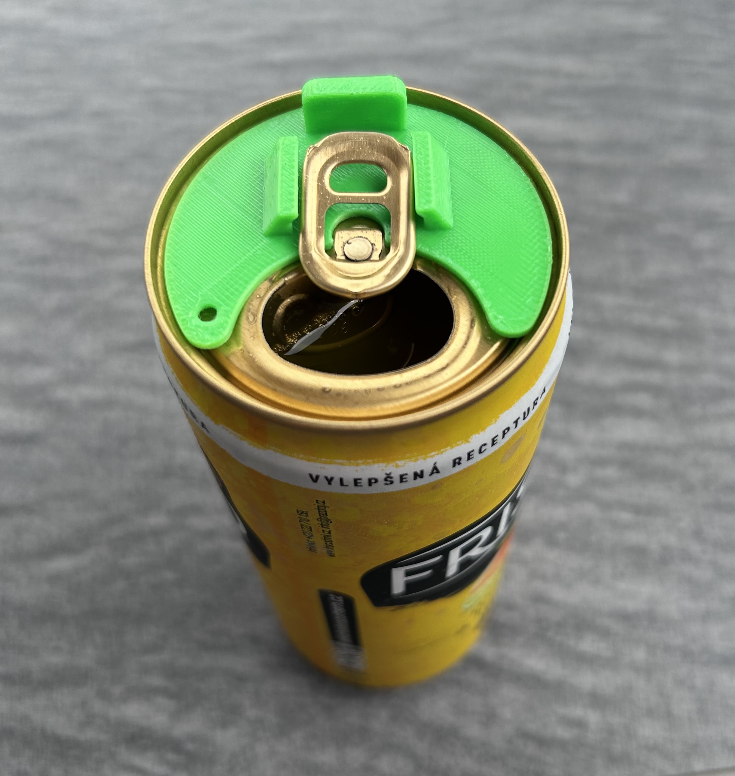 Kryt na plechovku 0,33/0,5 l (standardní hrdlo Ø 54 mm)