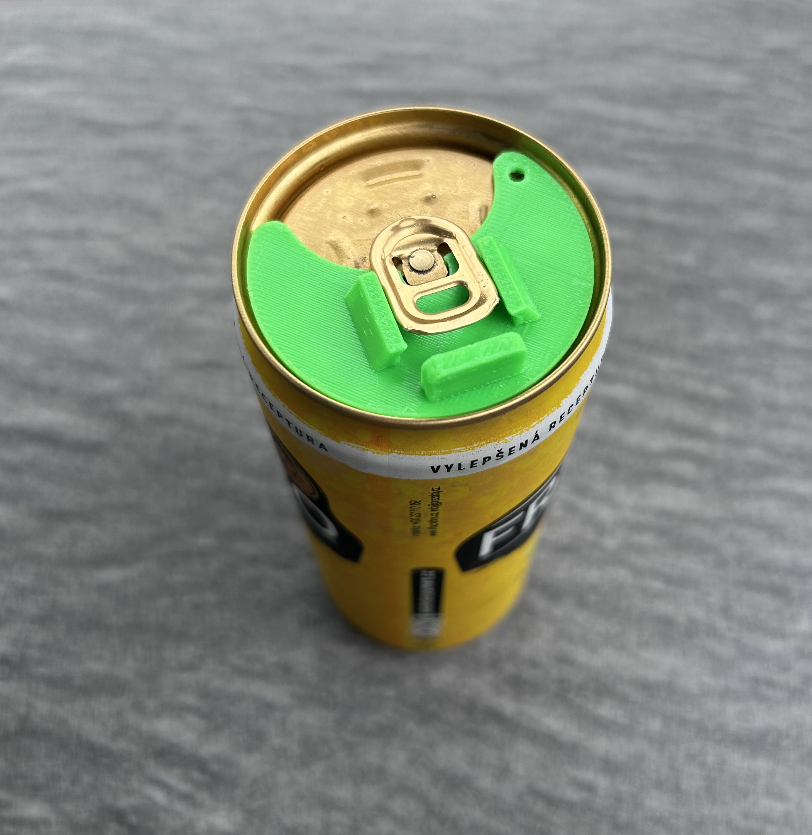 Kryt na plechovku 0,33/0,5 l (standardní hrdlo Ø 54 mm)